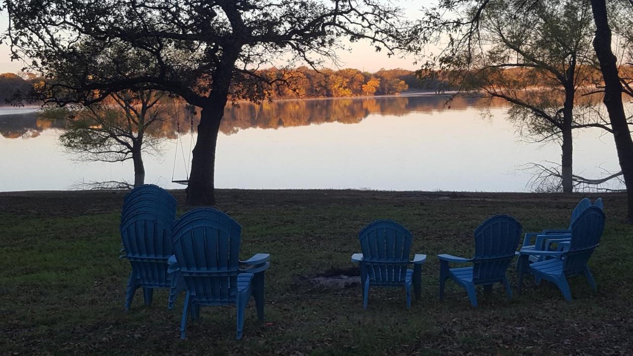 Lake Front Cottage Little Elm ภายนอก รูปภาพ
